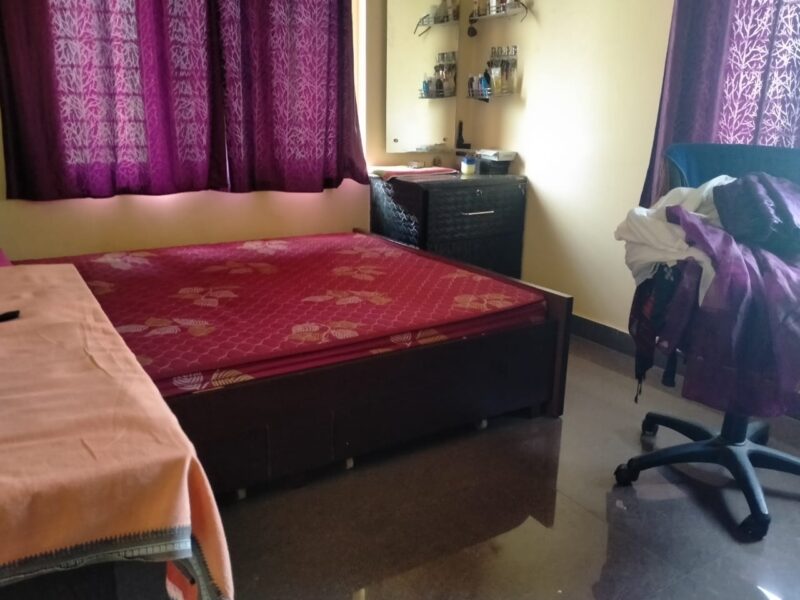 2 Floor House for Sale near Old Madras Road